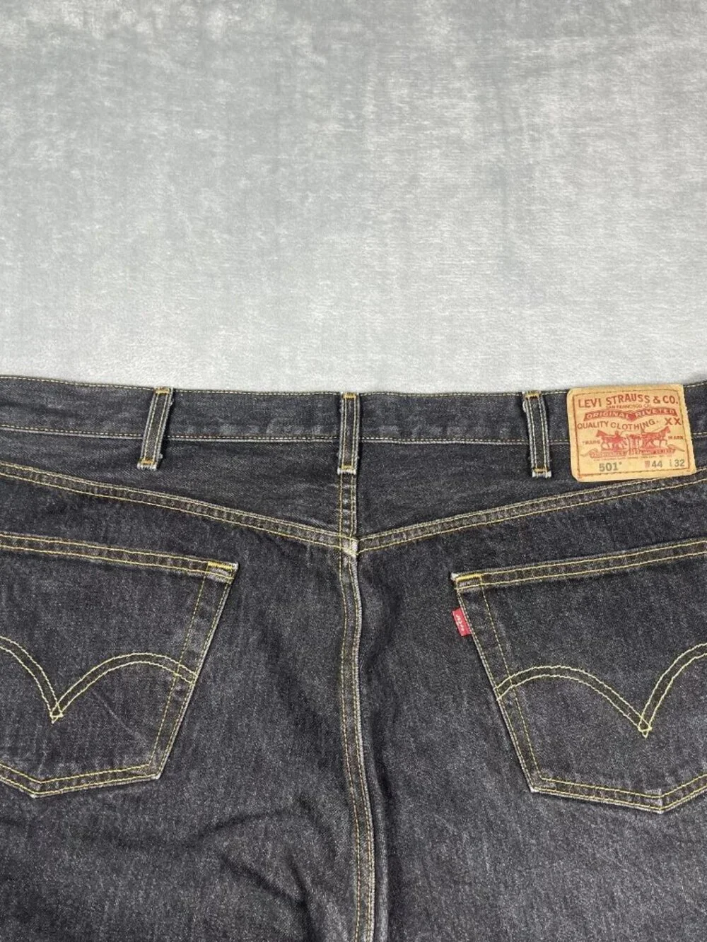 Vtg Levi’s 501 Button Fly Black Denim Jeans USA Style 44x32 Raw Hem 100% Cotton